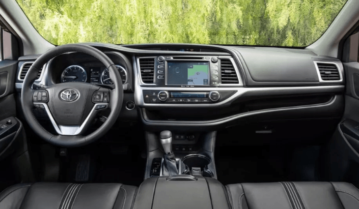 2025 Toyota Highlander Interior 1