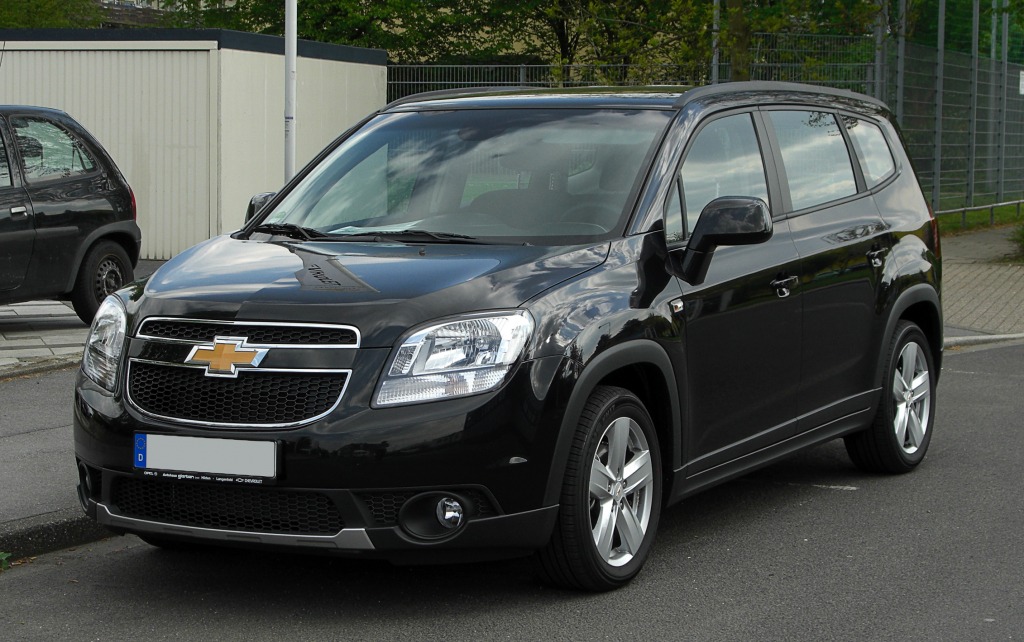 2025 Chevy Orlando Interior