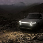 2025 Rivian R1T Pickup Truck Wallpapers